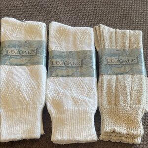 Leggale/ Knit Socks Sets - White and Tan, NEW